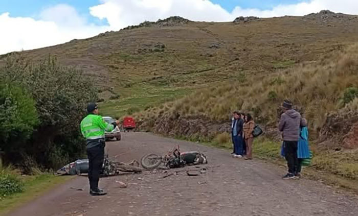 Choque frontal entre dos motocicletas deja un muerto y un herido grave, en Chaccrampa